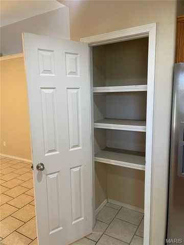 19545 Lenox Lane, Waynesville, MO 65583