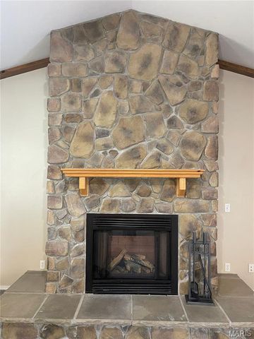 19545 Lenox Lane, Waynesville, MO 65583