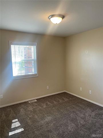 19545 Lenox Lane, Waynesville, MO 65583