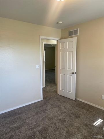 19545 Lenox Lane, Waynesville, MO 65583