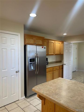 19545 Lenox Lane, Waynesville, MO 65583