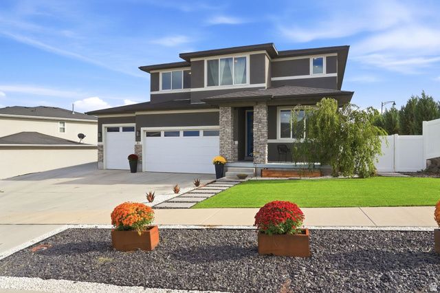 21 E HERON HILLS AVE, Saratoga Springs, UT 84045