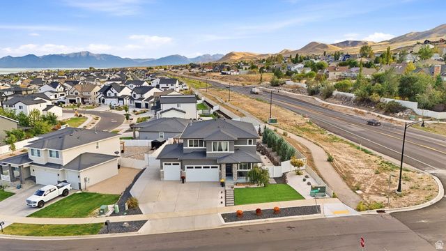 21 E HERON HILLS AVE, Saratoga Springs, UT 84045