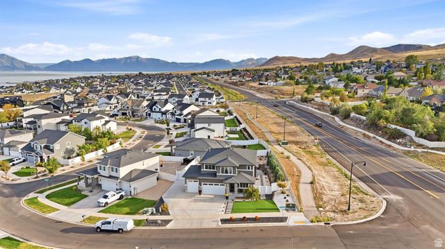 21 E HERON HILLS AVE, Saratoga Springs, UT 84045