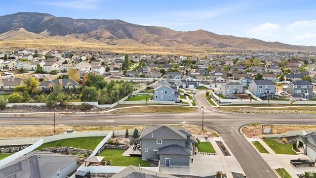 21 E HERON HILLS AVE, Saratoga Springs, UT 84045