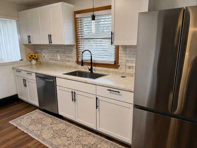 1147 Logan AVENUE, Sheboygan, WI 53083