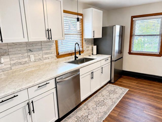 1147 Logan AVENUE, Sheboygan, WI 53083