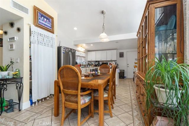 2113 W Niobe, Anaheim, CA 92804