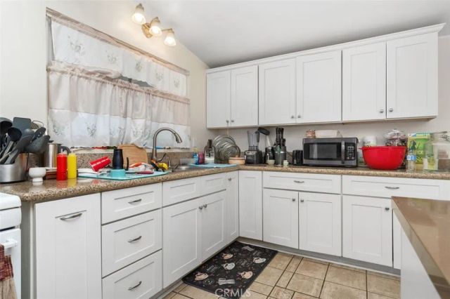 2113 W Niobe, Anaheim, CA 92804