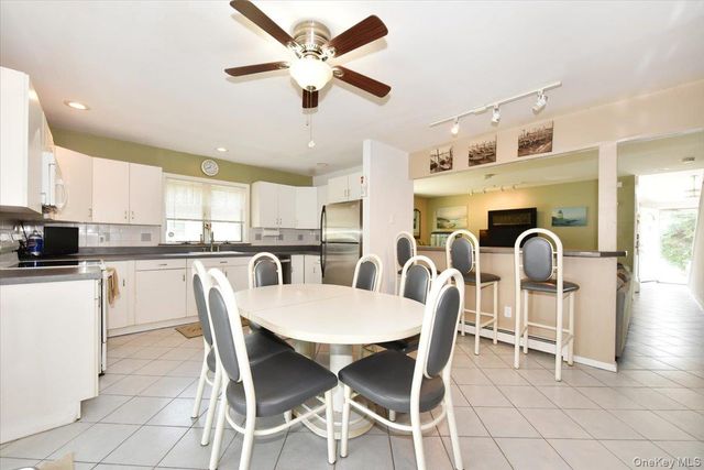 35 E 6th Street, Patchogue, NY 11772