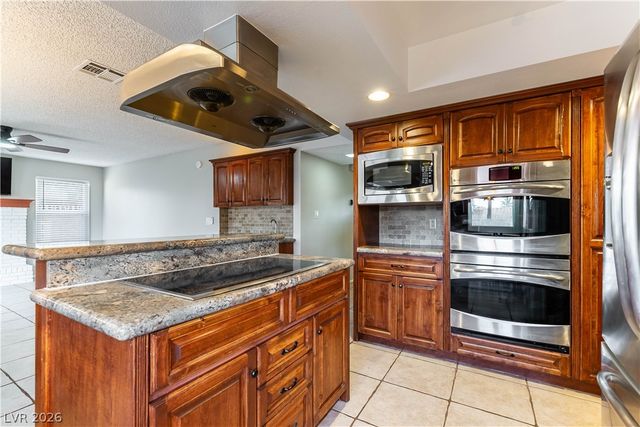 7384 Edgewater Lane, Las Vegas, NV 89123