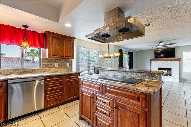 7384 Edgewater Lane, Las Vegas, NV 89123