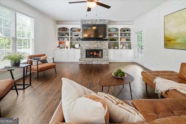 1245 Smokehouse Trail, Cumming, GA 30041