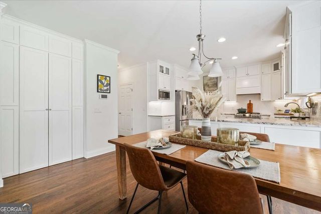 1245 Smokehouse Trail, Cumming, GA 30041