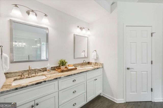 1245 Smokehouse Trail, Cumming, GA 30041