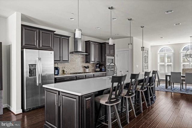 43386 WHITEHEAD TER, Ashburn, VA 20148