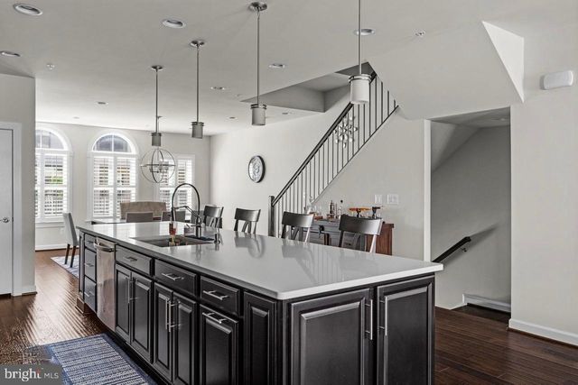 43386 WHITEHEAD TER, Ashburn, VA 20148