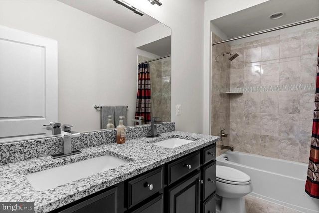 43386 WHITEHEAD TER, Ashburn, VA 20148