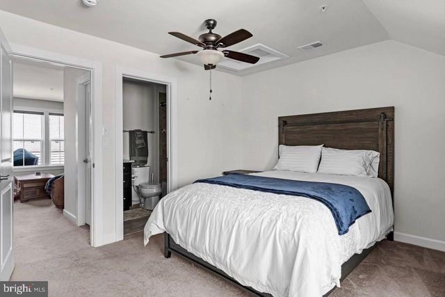 43386 WHITEHEAD TER, Ashburn, VA 20148