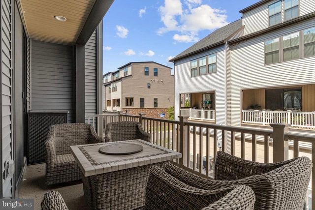 43386 WHITEHEAD TER, Ashburn, VA 20148