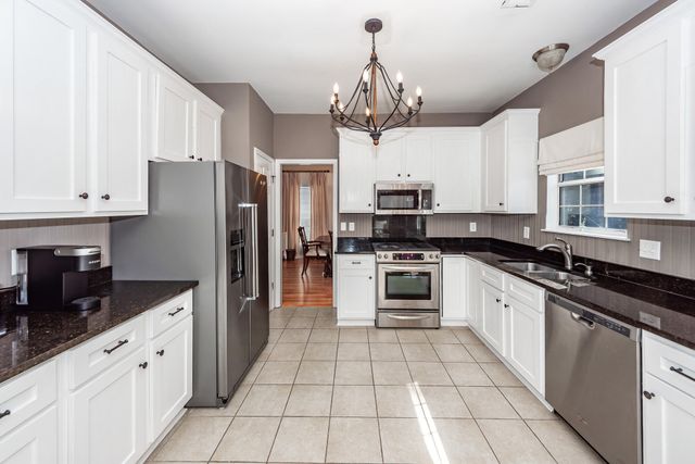 294 Jardinere Walk, Mount Pleasant, SC 29464