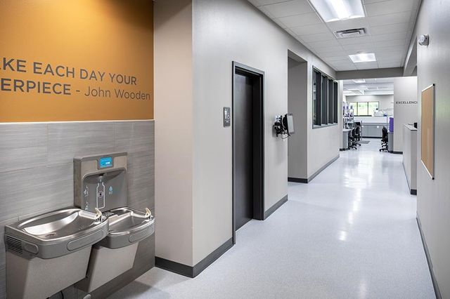 1900 51st Street NE, Cedar Rapids, IA 52402