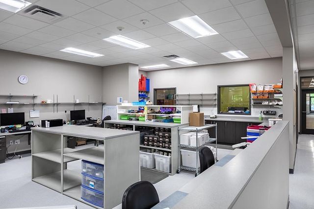 1900 51st Street NE, Cedar Rapids, IA 52402