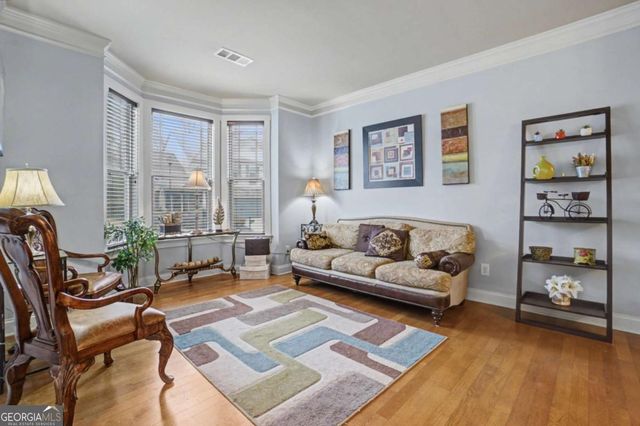 2040 Hatteras Way NW, Atlanta, GA 30318