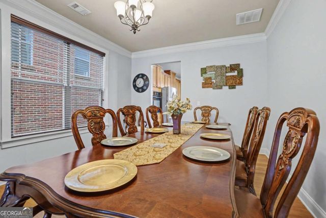 2040 Hatteras Way NW, Atlanta, GA 30318