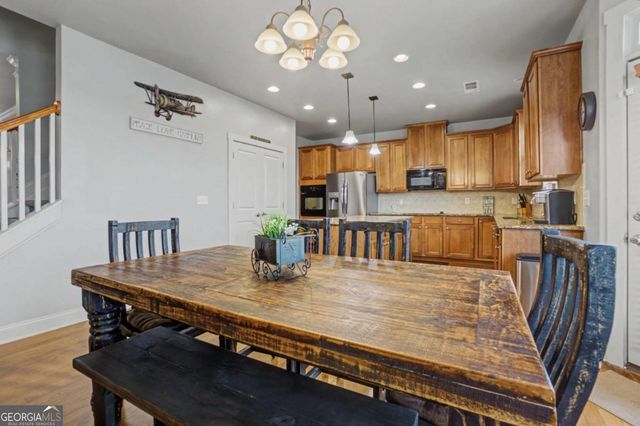 2040 Hatteras Way NW, Atlanta, GA 30318