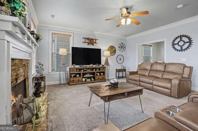 2040 Hatteras Way NW, Atlanta, GA 30318