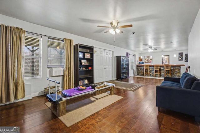 2040 Hatteras Way NW, Atlanta, GA 30318