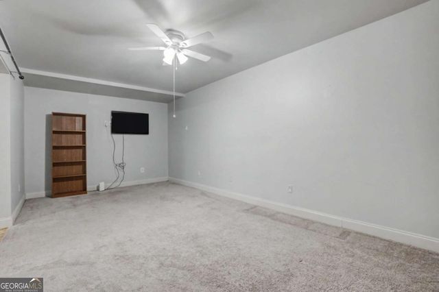 2040 Hatteras Way NW, Atlanta, GA 30318