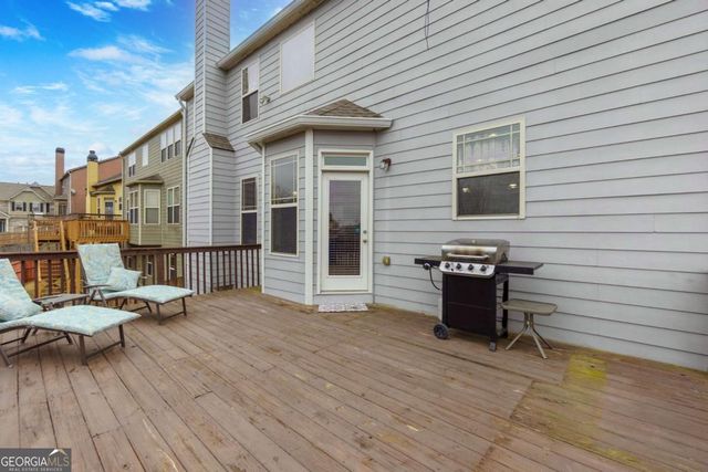 2040 Hatteras Way NW, Atlanta, GA 30318