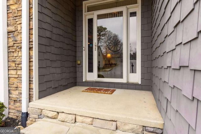 2040 Hatteras Way NW, Atlanta, GA 30318