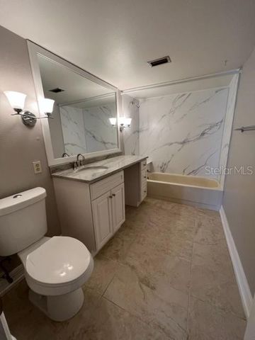 5400 34TH STREET W E8, Bradenton, FL 34210