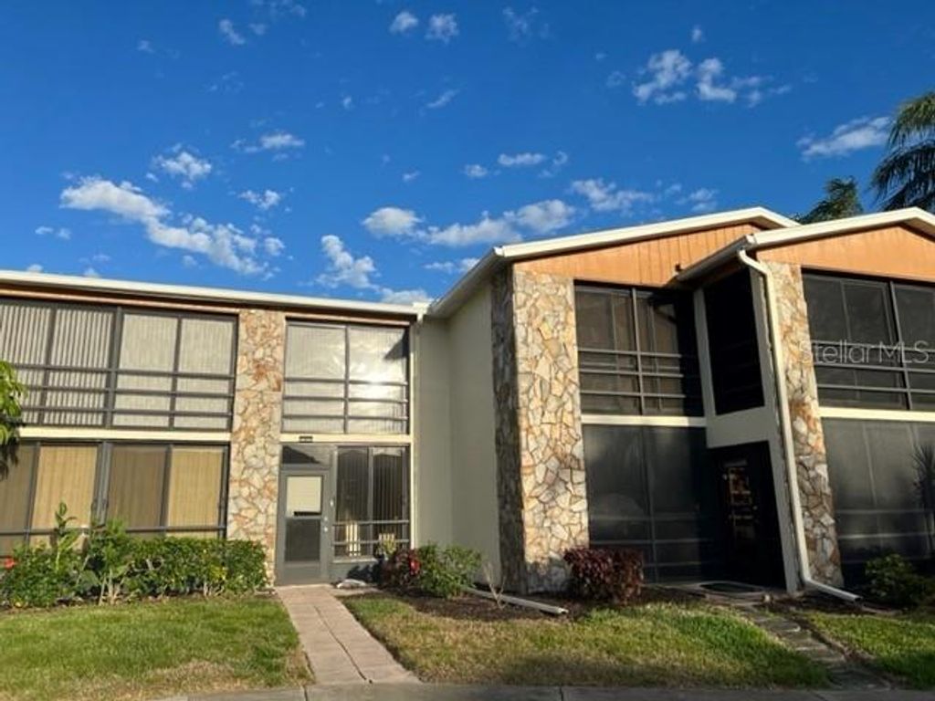 5400 34TH STREET W E8, Bradenton, FL 34210