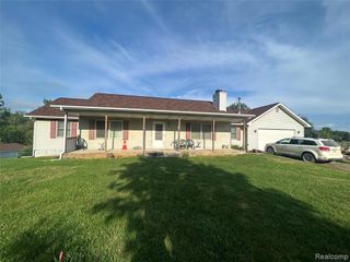 5655 Pingree Road, Howell, MI 48843