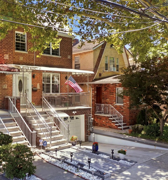 2110 Tomlinson Avenue, Bronx, NY 10461 — photo 2