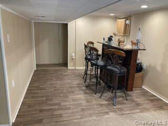 8 Oswego Drive, Bay Shore, NY 11706