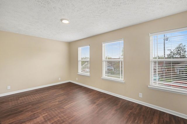 313 Schoolhouse Ct, Antioch, TN 37013