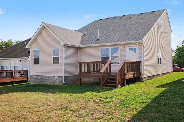 313 Schoolhouse Ct, Antioch, TN 37013