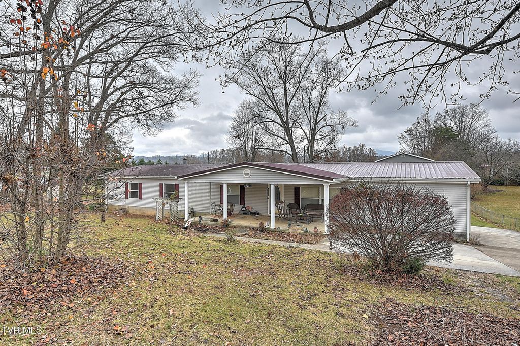 525 Painter Creek Road, Bristol, TN 37620