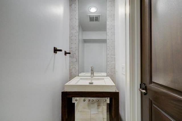 14123 Carolcrest Circle, Houston, TX 77079