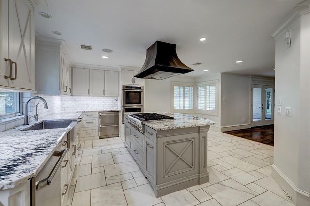 14123 Carolcrest Circle, Houston, TX 77079