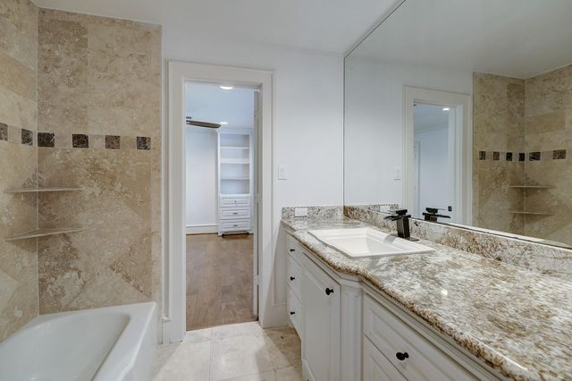 14123 Carolcrest Circle, Houston, TX 77079