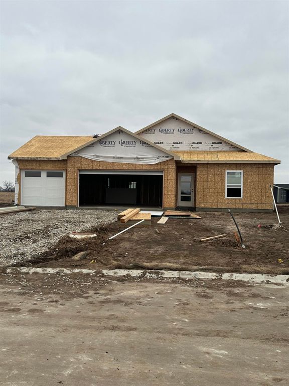 1610 N Topaz Ln, Mulvane, KS 67110