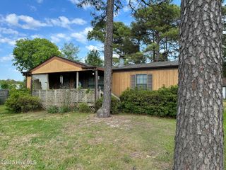 1319 Hibbs Road, Newport, NC 28570