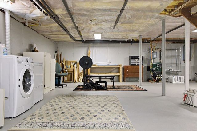 68 Long Hill Rd, Dennis, MA 02638