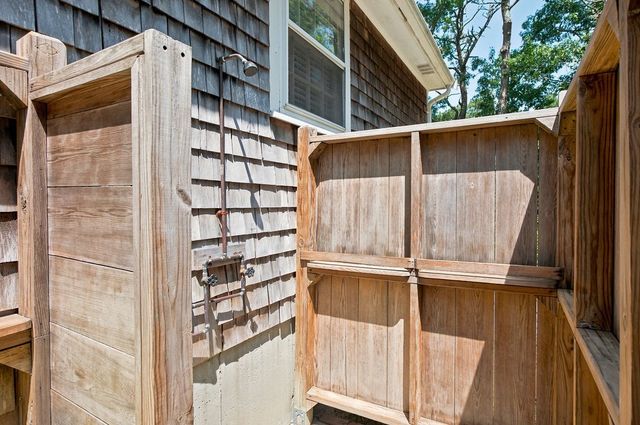 68 Long Hill Rd, Dennis, MA 02638